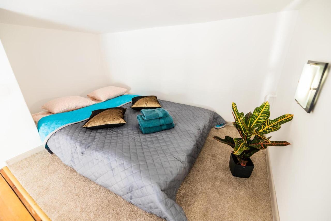 Apartament Z Antresola Przy Rynku Leilighet Wrocław Eksteriør bilde